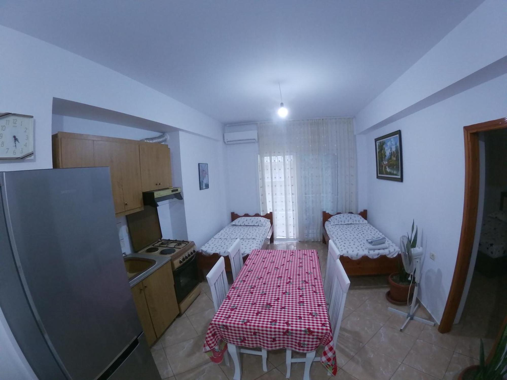 Tulipani Apartments Near Port Sarandë Eksteriør bilde